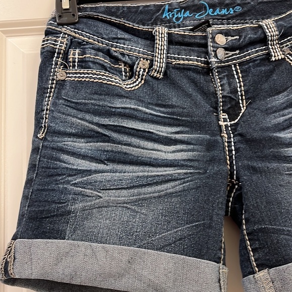 Ariya junior ladies jean shorts - Picture 3 of 8